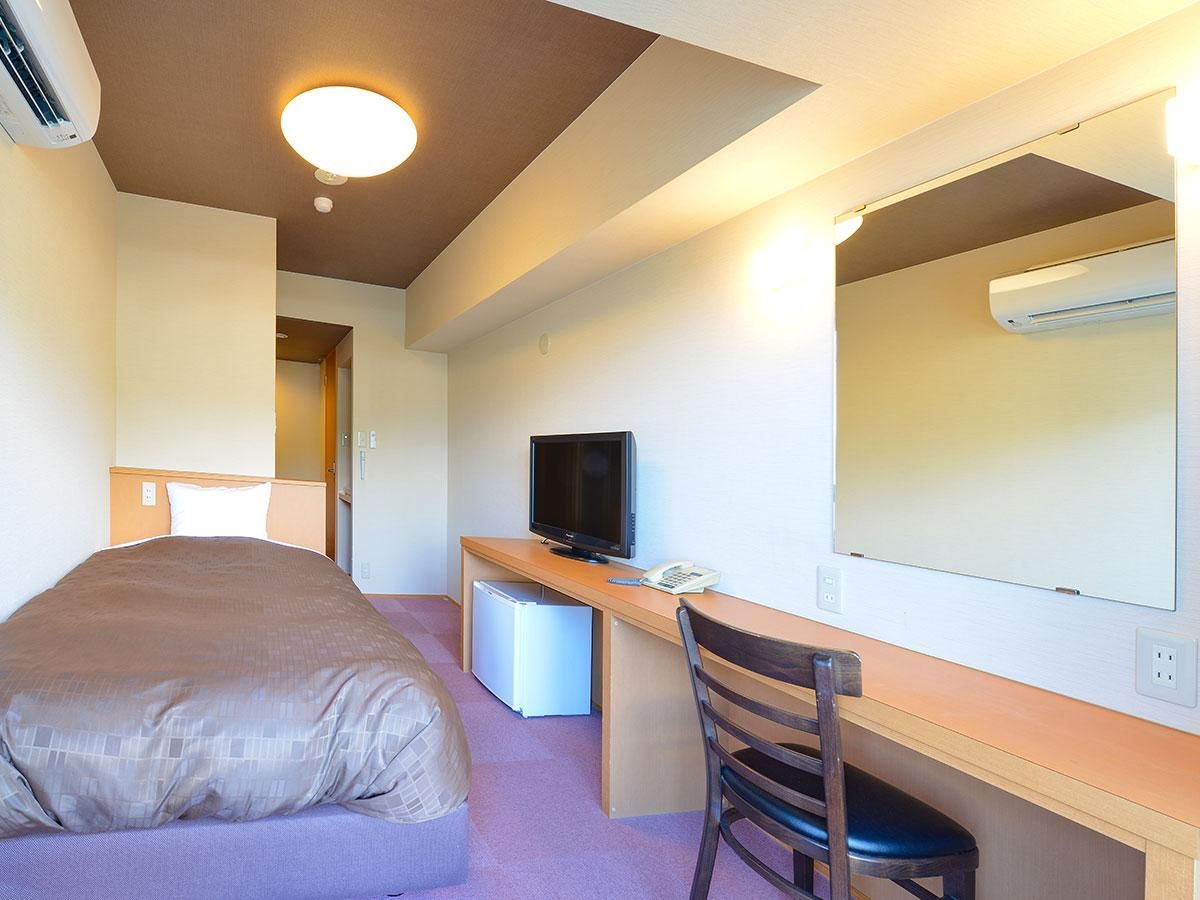 Economy Semi-Double Room, Shower Only, Non-Smoking