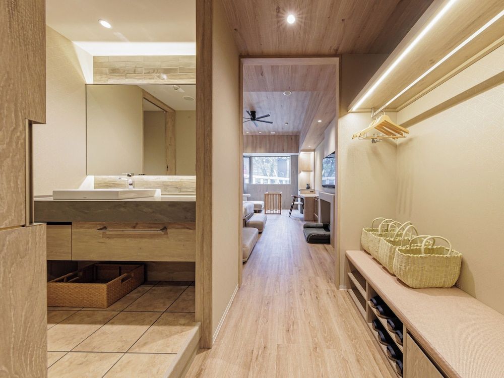 Dog Friendly Room Deluxe Twin(With private bathroom) Non Smoking