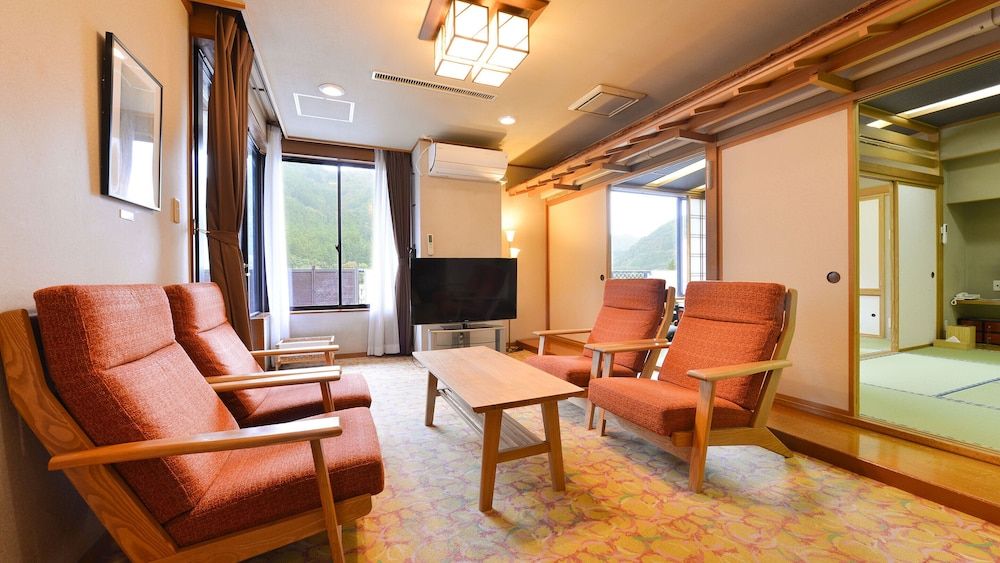 Suite Japanese-Western-Style Twin Room(HOO) with Private Open Air Bath - Indoor Bath - Non-Smoking
