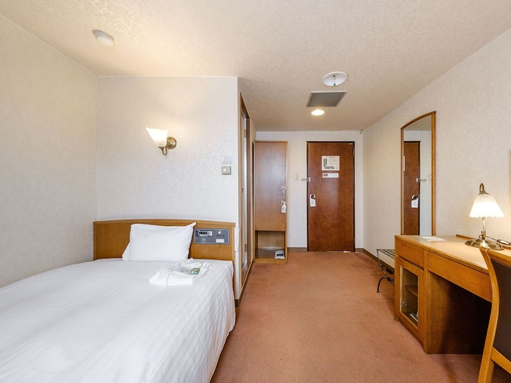 Grand Single Room, Non Smoking