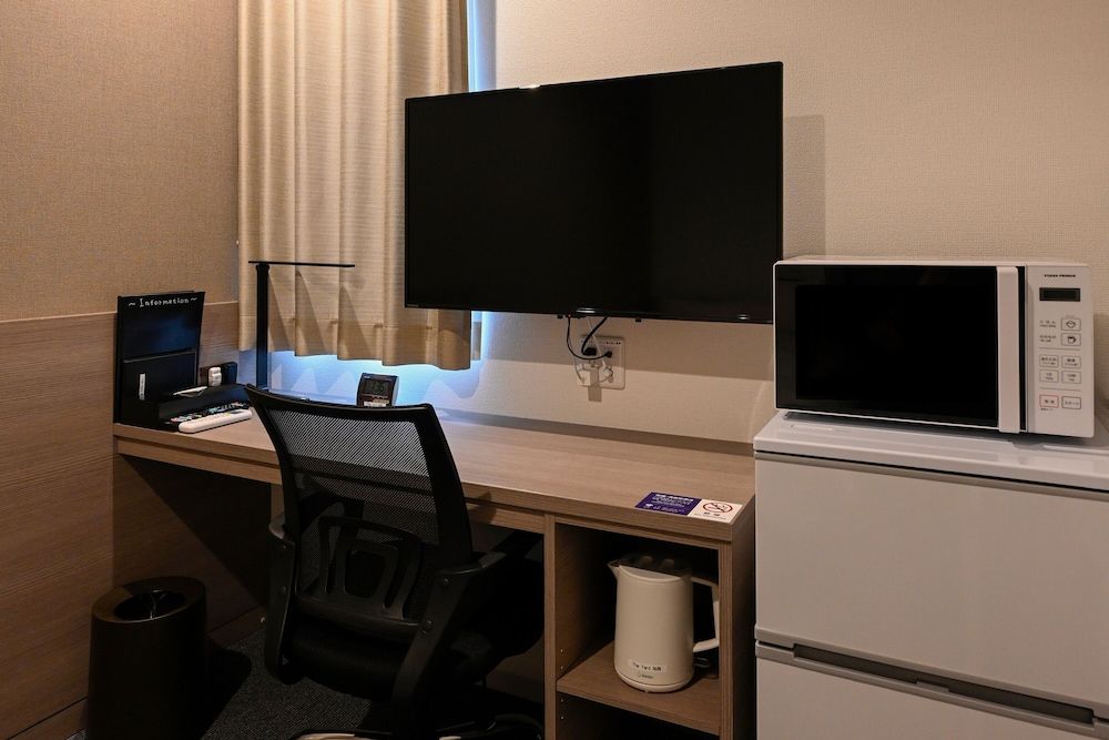 Standard Double Room, Non Smoking (check-in is not available after 11PM)