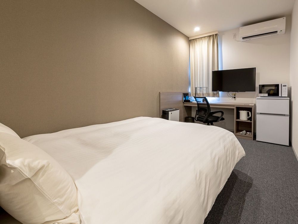 Standard Double Room (check-in is not available after 11PM)