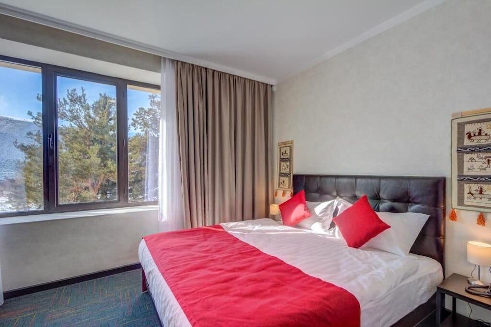 My Hotel Karakol Standard Double Room 3