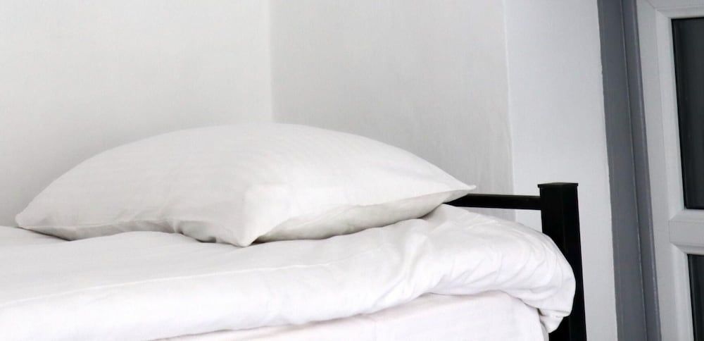 ESENIN 1 Hostel & Bar Basic Cabin 6