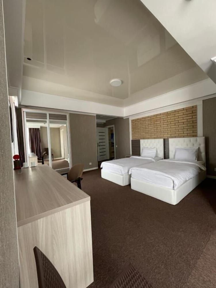 Classic Twin Room