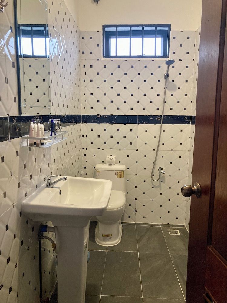 Lotus Haven Villa Basic Double or Twin Room, City View 11