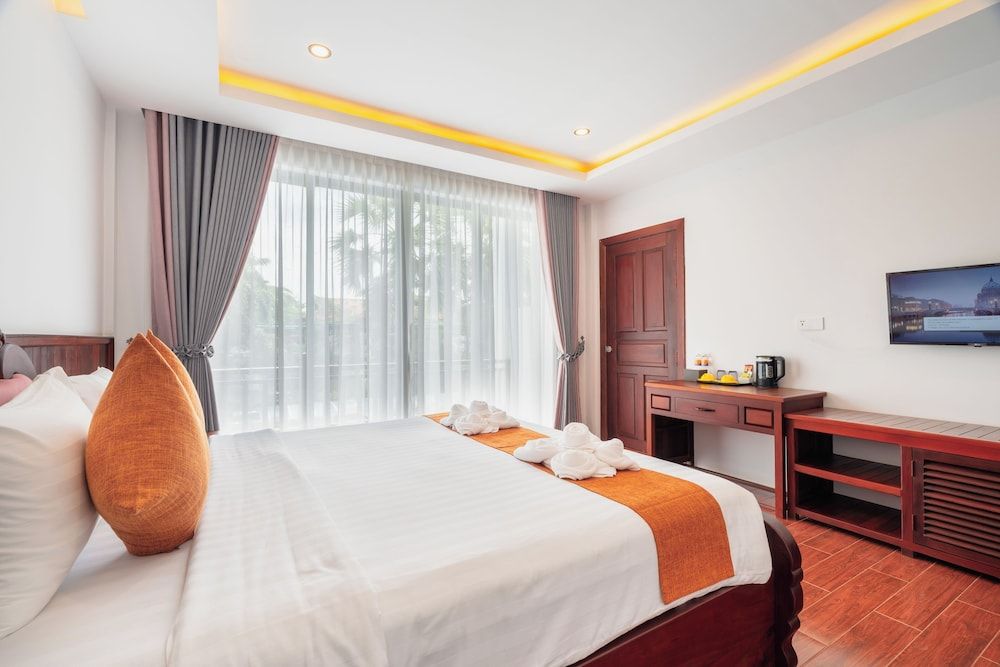 Pich Kunthea Angkor Resort Deluxe Double Room, Balcony, Garden View 13