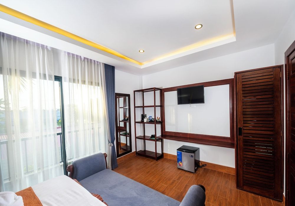 Pich Kunthea Angkor Resort Deluxe Double Room, Balcony, Garden View 7