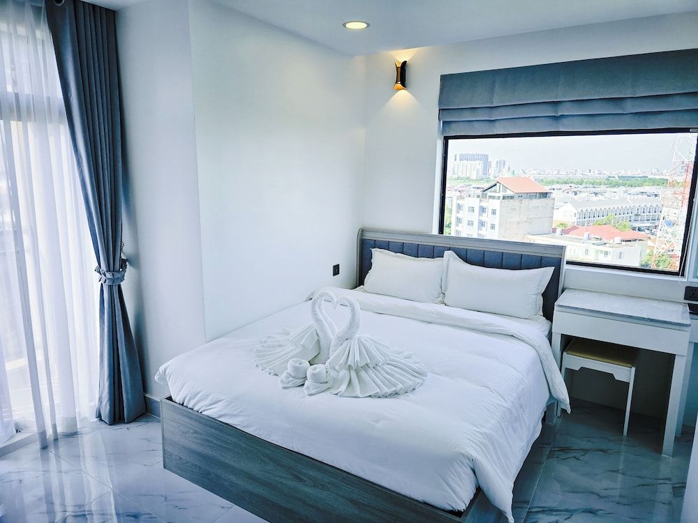 TV-Tower 1 Junior Double Room 2