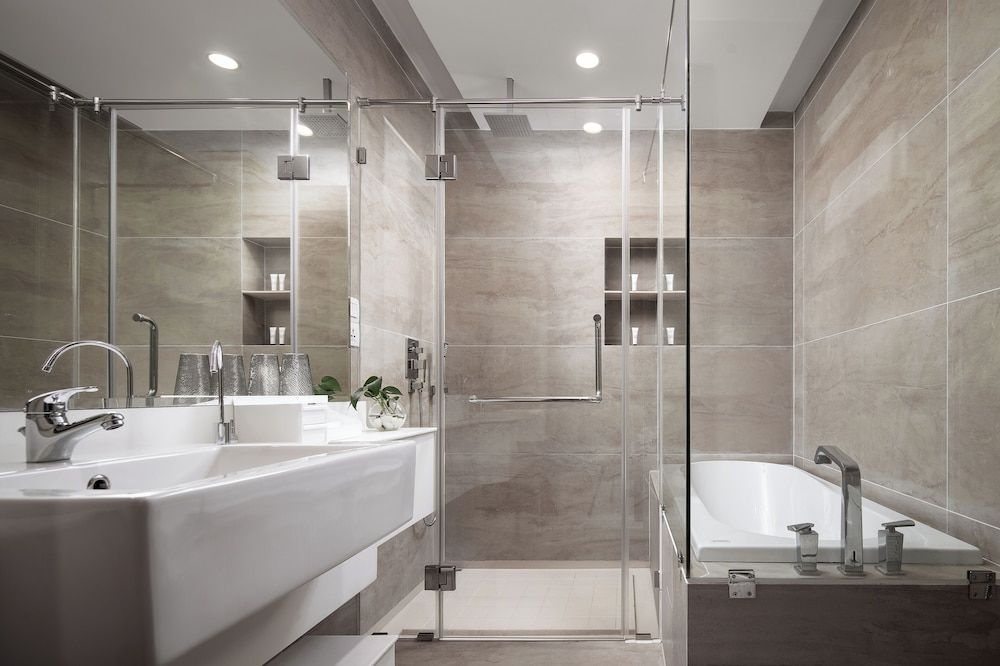 Angkor Mansion & Residence Deluxe Double Room, City View 7