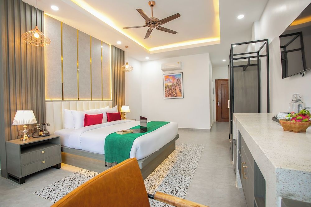 Cambana La Rivière Hotel Deluxe Junior Suite with Balcony 5