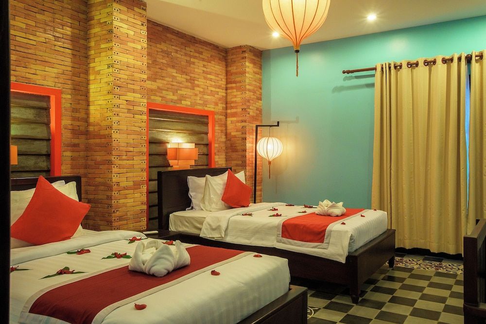 RESIDENCE 1960 Deluxe Double or Twin Room, Bathtub, City View 4