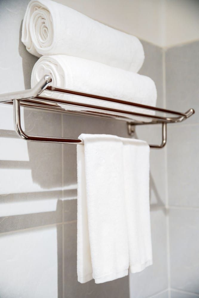 WH Hotel 310 Deluxe Double Room, City View 16