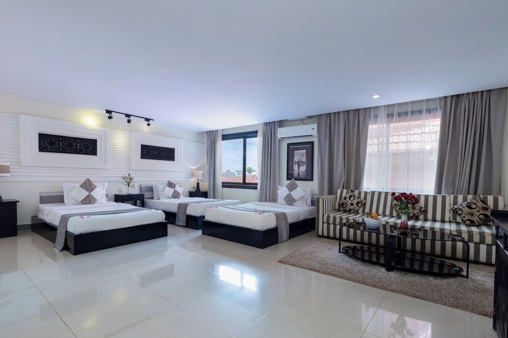Deluxe Triple Room, Balcony