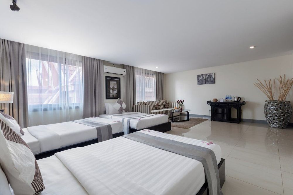 Deluxe Triple Room, Balcony