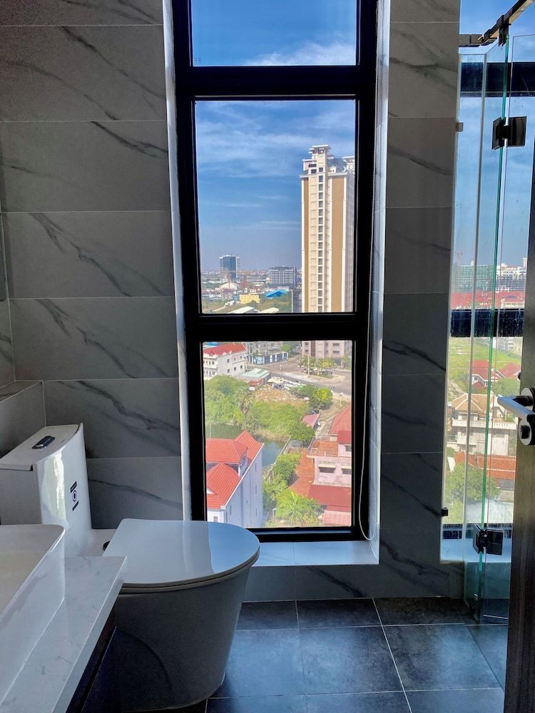 The Vincent Condo Comfort Condo, 1 Bedroom, River View 7