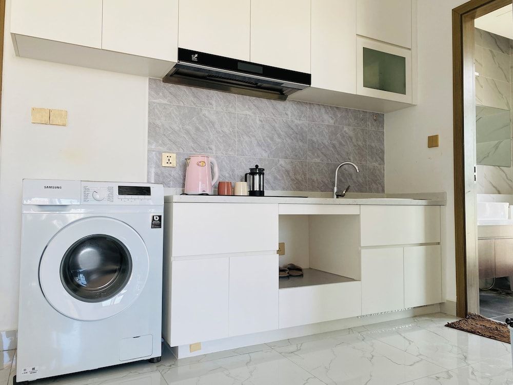 The Vincent Condo Comfort Condo, 1 Bedroom, River View 5