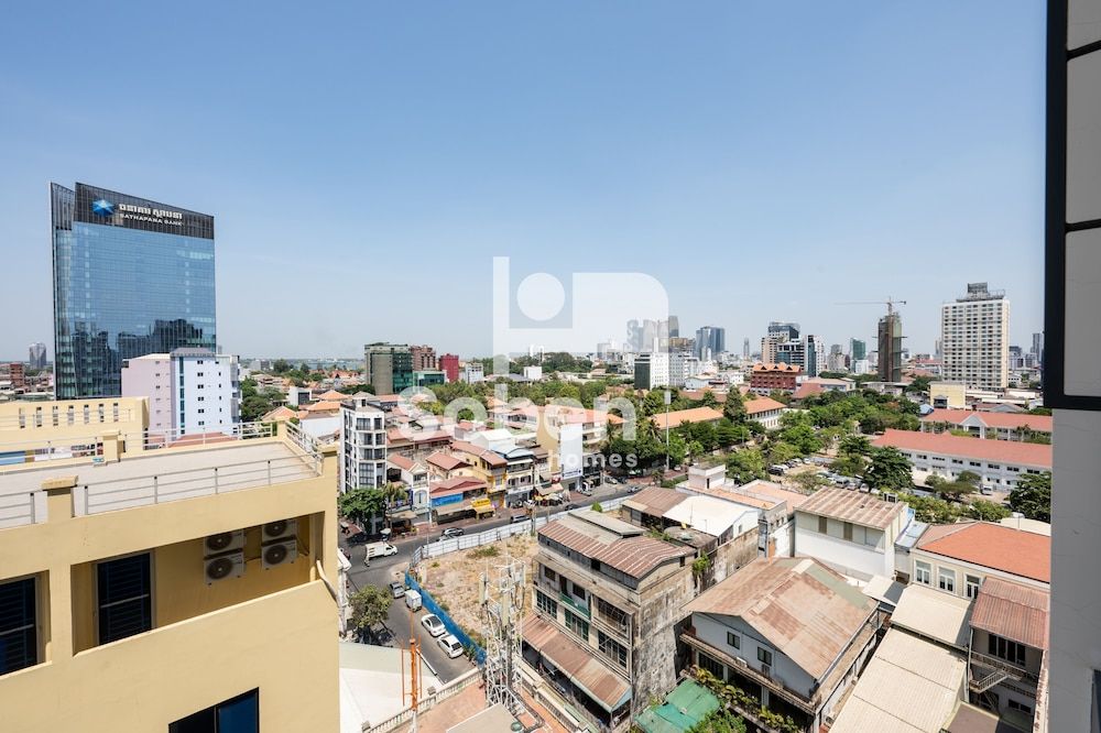 Royal Palace Suites Phnom Penh by Soben Junior Double Room 7