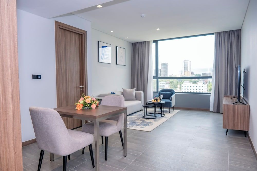 Suite, 1 Double Bed, Non Smoking, City View