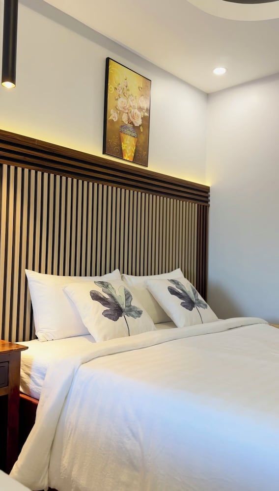 Deluxe Double Room, City View