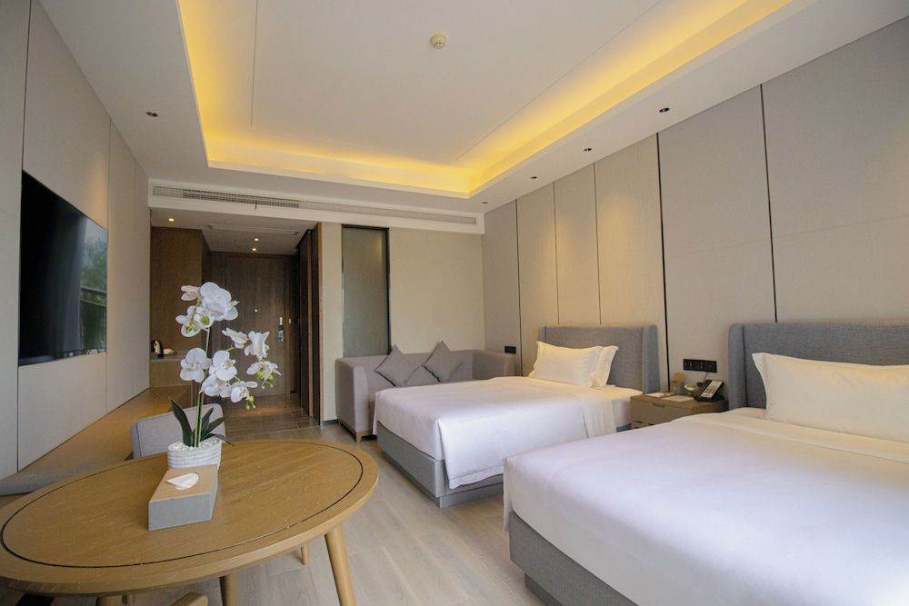 Donghu Resort Hotel Twin Room, Sea View 3