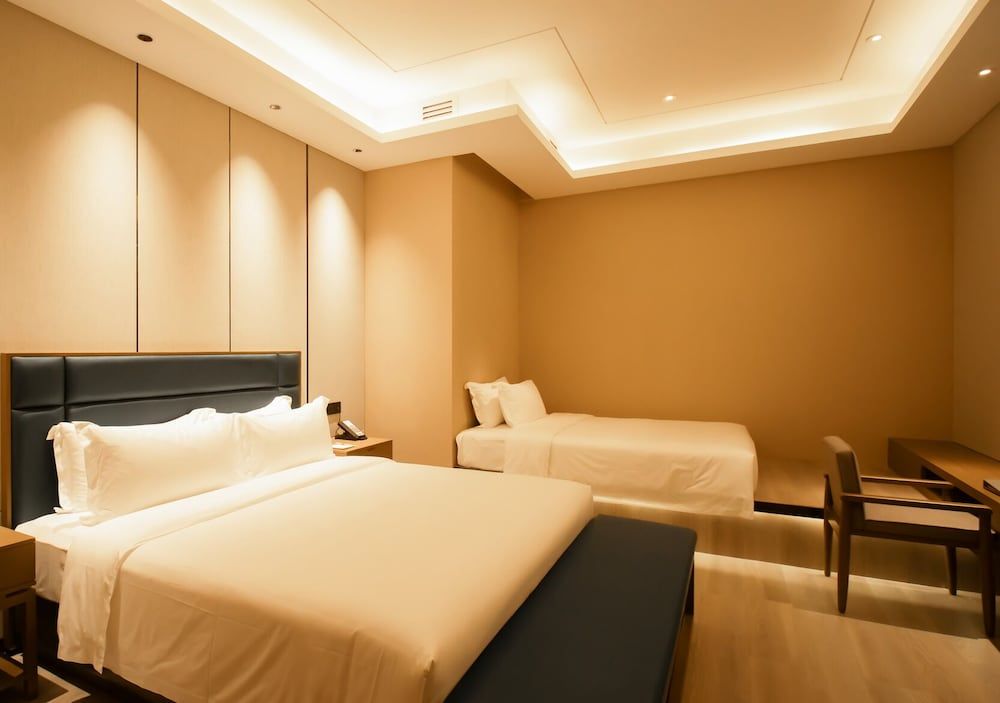 Family Twin Room