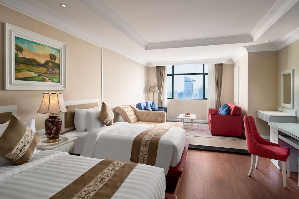 Wyndham Grand Phnom Penh Capital Deluxe Room, Multiple Beds, Non Smoking 2
