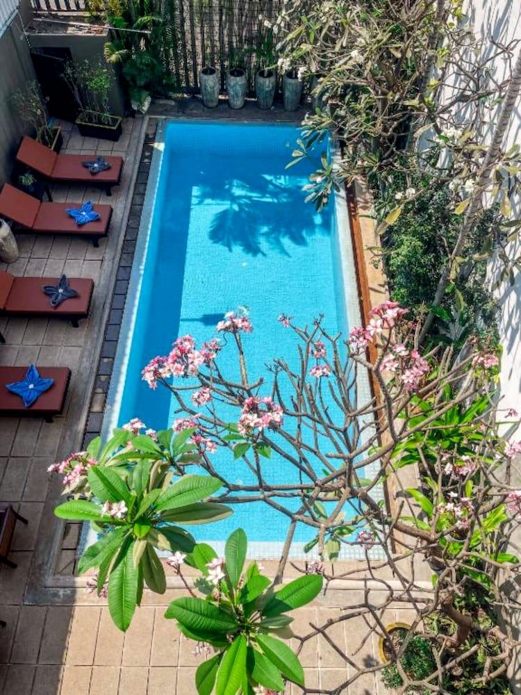 Dusit Hotel Siem Reap Studio Double With Balcony Pool View 9