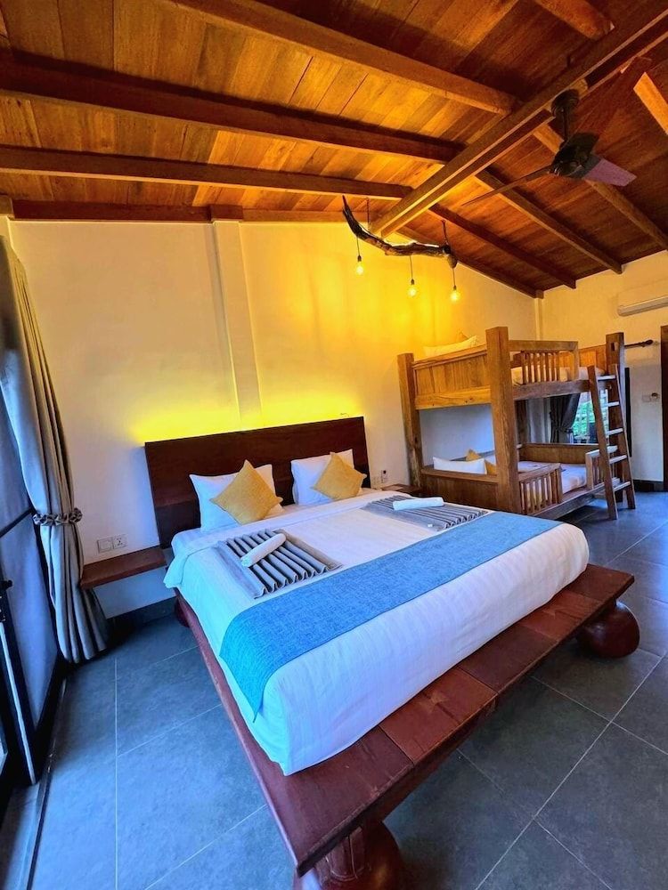 PIDA COFFEE FARM LODGE Family Room 6