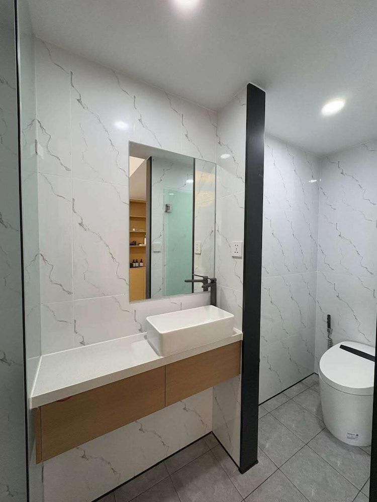 Amanda Hotel Comfort Double Room, 1 Queen Bed 9