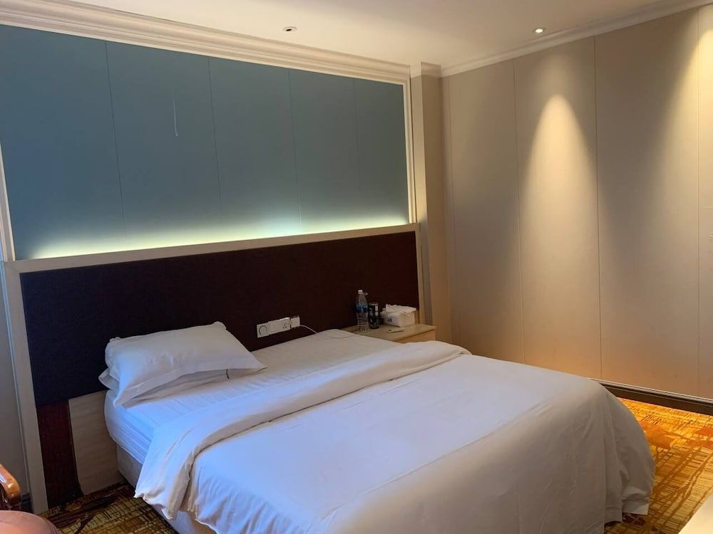 A1 Royal hotel Riverside