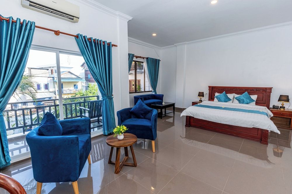 Junior Suite, Pool View