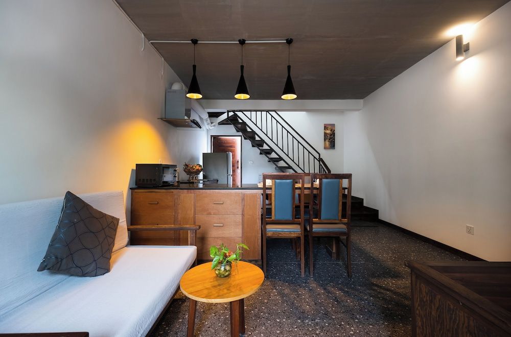 Apartment Green Amazon Classic Apartment, Balcony, Garden View 11