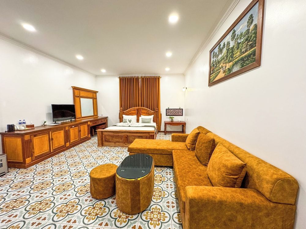 Piseth Private Villa Hotel Standard Single Room, Balcony, Pool View