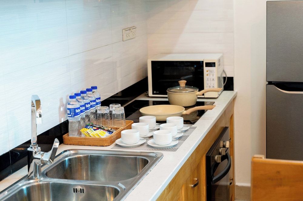 Amana Hotel & Residences Standard Apartment 14