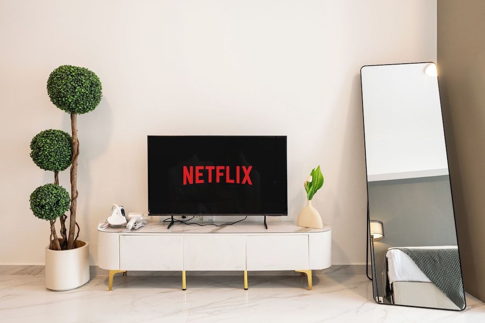 Royal Platinum Condo by Soben Homes Comfort Studio 35