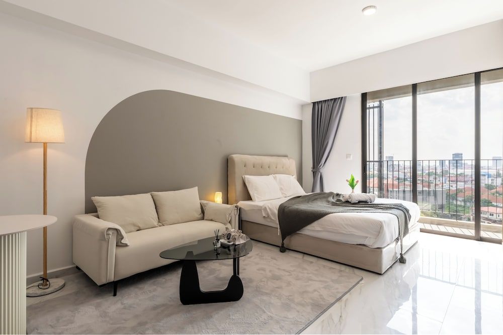 Royal Platinum Condo by Soben Homes Comfort Studio 36