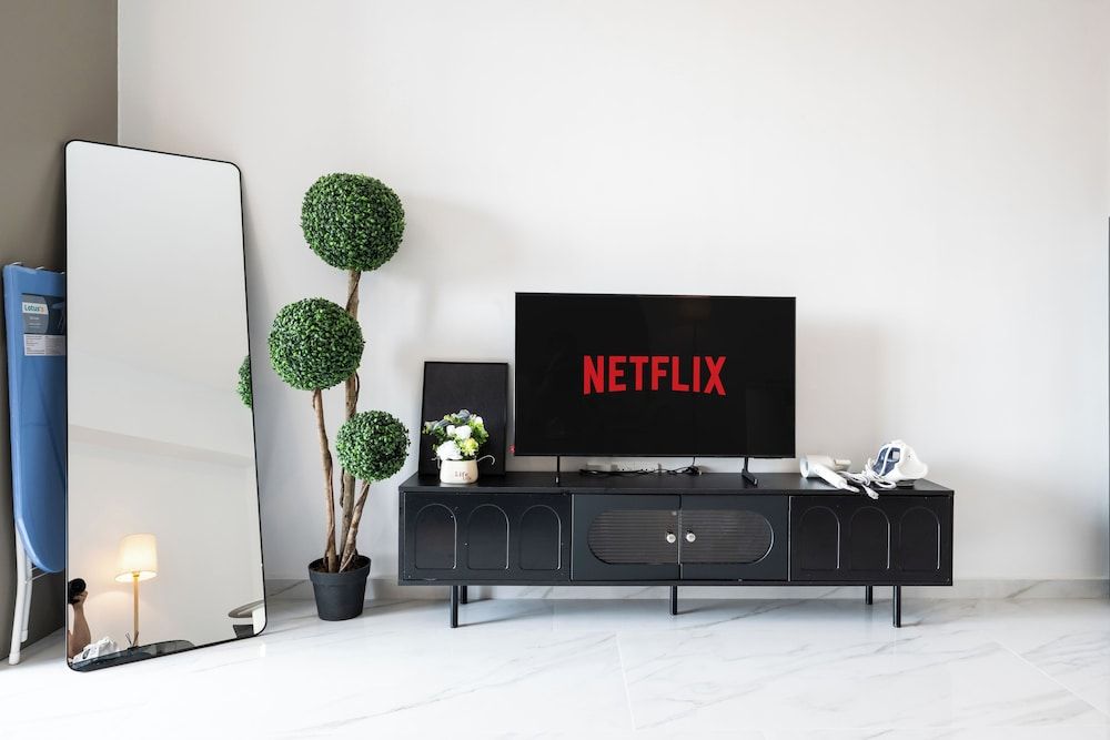 Royal Platinum Condo by Soben Homes Comfort Studio 38