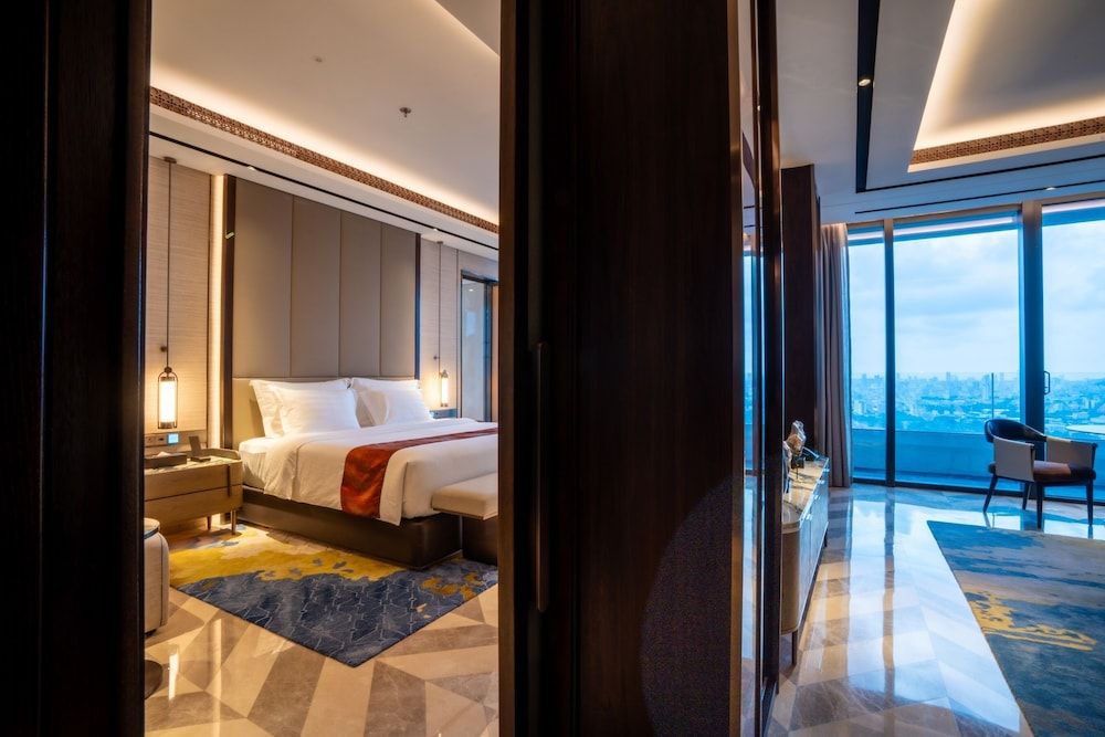 Arjuna Solitaire Hotel Arjuna Junior Suite 2