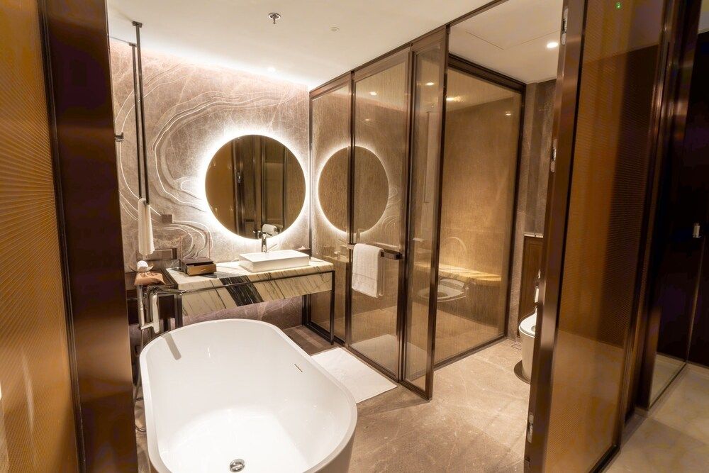 Arjuna Solitaire Hotel Premier Atrium Twin 6