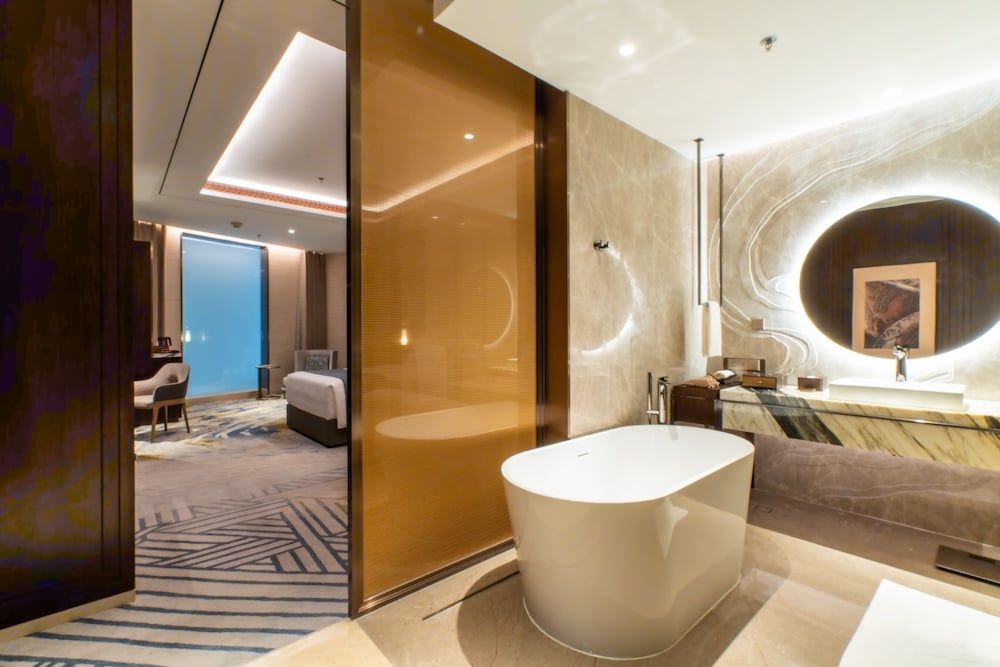 Arjuna Solitaire Hotel Premier Atrium Twin 5