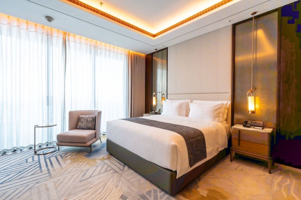 Arjuna Solitaire Hotel Premier King 5