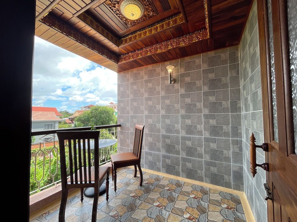 Bronam Residence & Spa Deluxe Double Room, City View 6