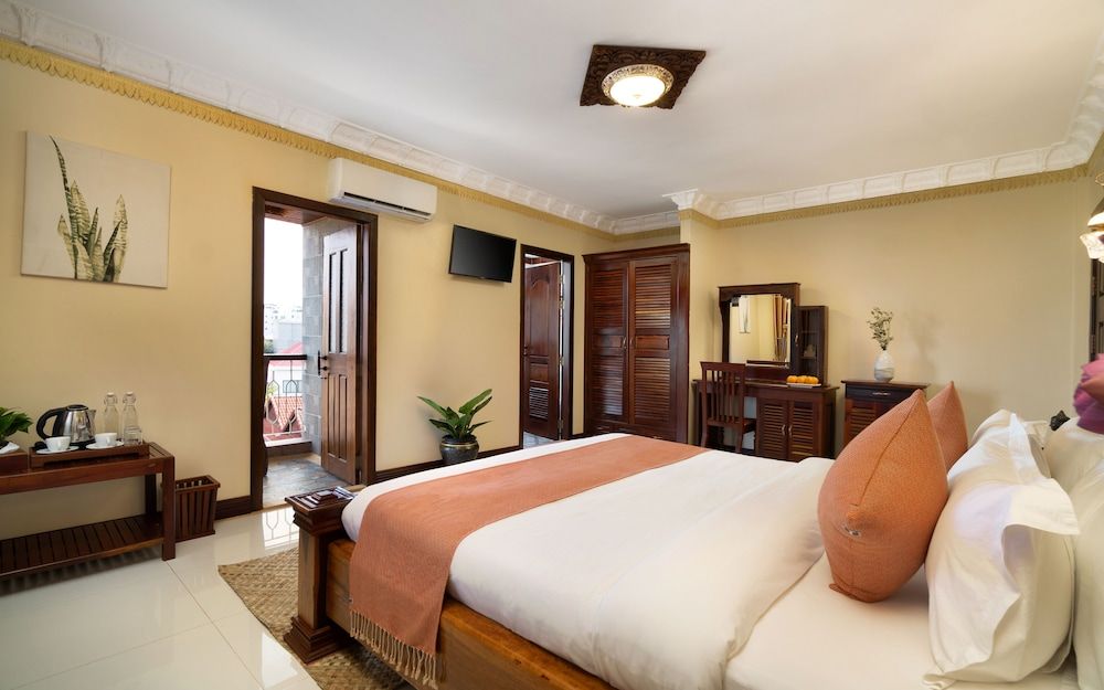 Bronam Residence & Spa Deluxe Double Room, City View 2