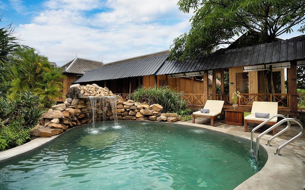Waterfall House
