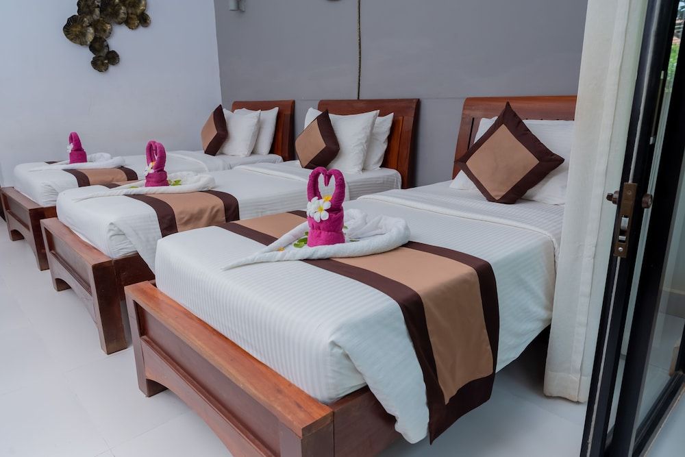 Superior Triple Room, Balcony, Pool View