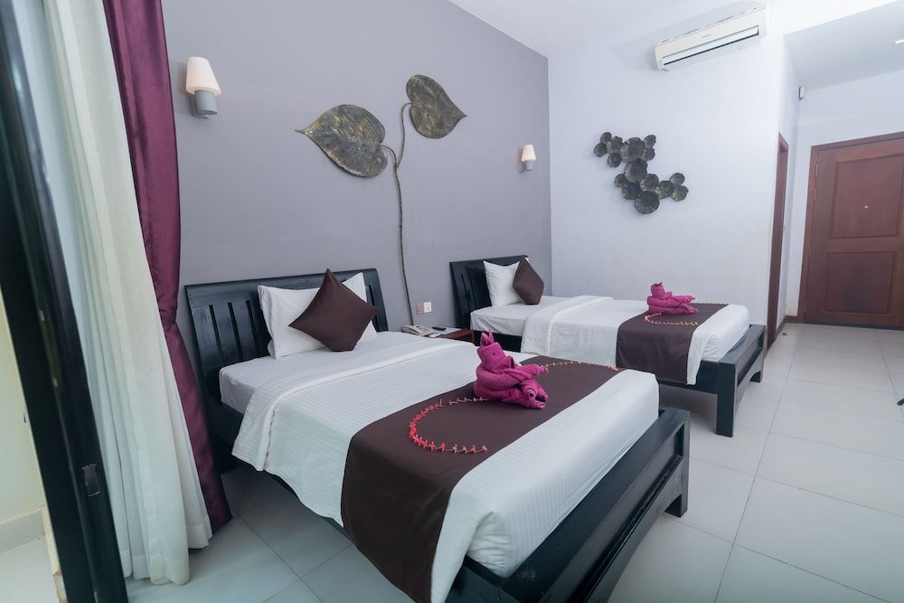 Superior Twin Room, Balcony, Pool View