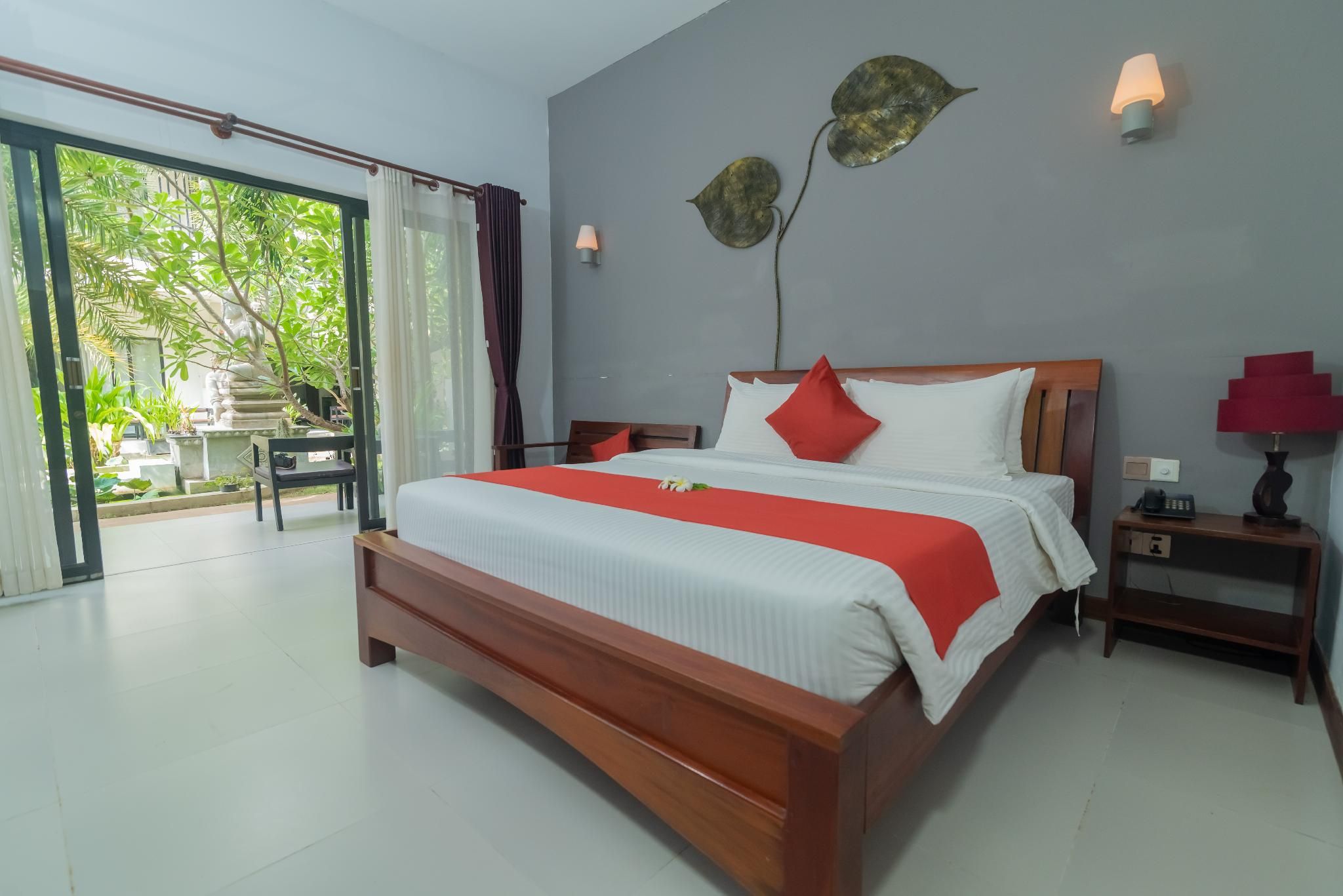 Superior King Room with balcony