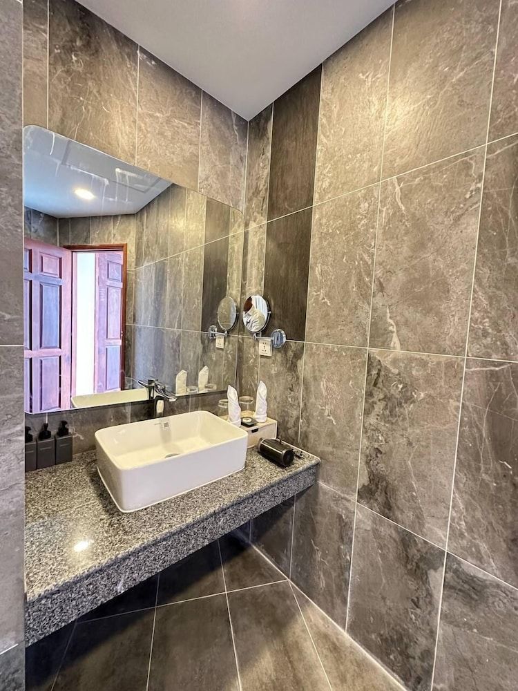 Otres Beach Hotel Family Suite 14