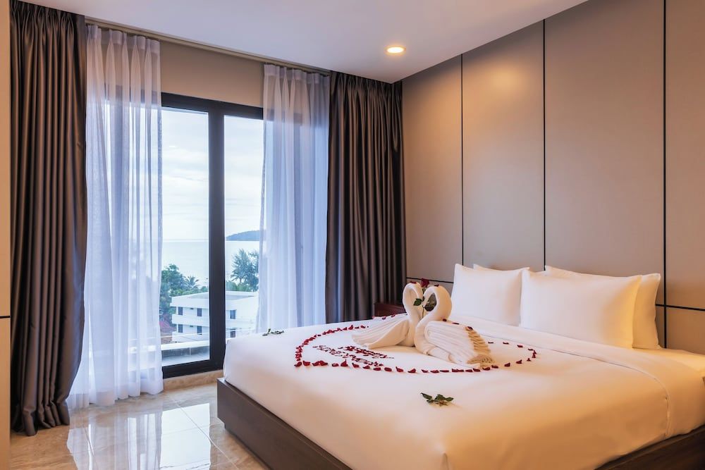 Otres Beach Hotel Deluxe Double Room 3